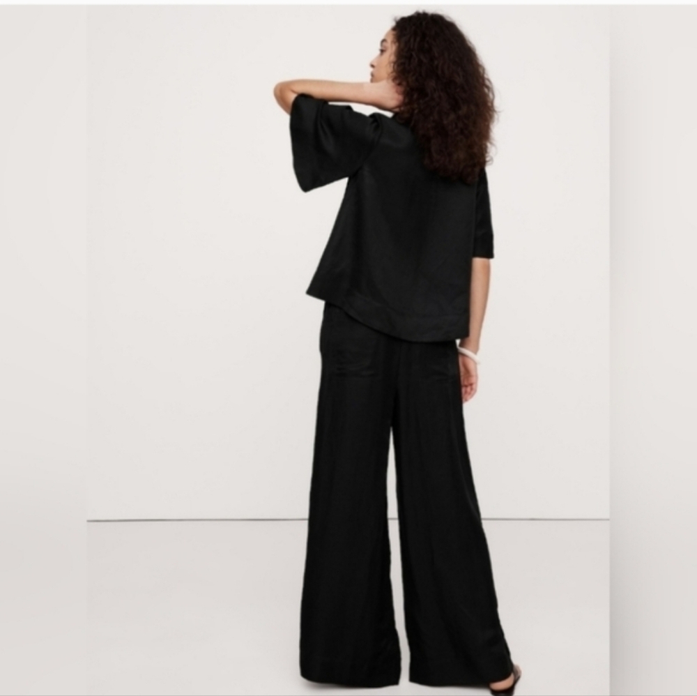 Banana Republic High-Rise Wide-Leg Viscose-Linen Pull-On Pant Black - Picture 3 of 6